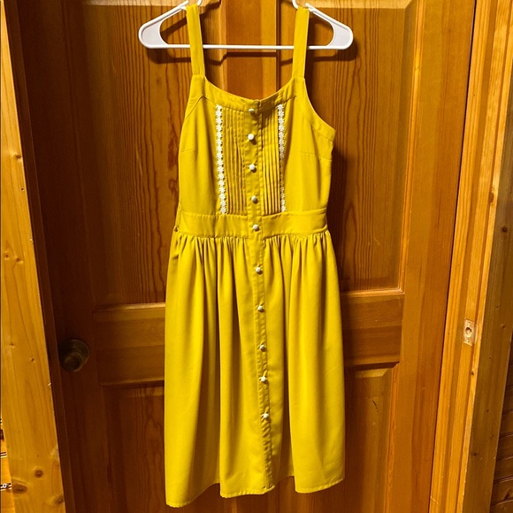 ModCloth Yellow Button-Front Sundress - Picture 2 of 5